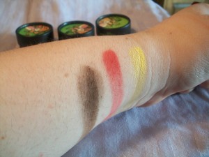 Shadow SwatchesCaramella, Russian Rouge, and Neon Yellow. No base.